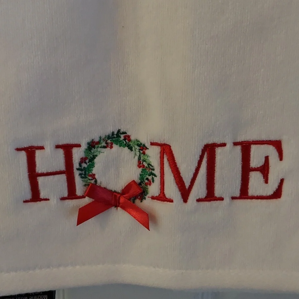 Y2K NWT! FINE RINGSPUN LUXE COTTON CHRISTMAS BATH TOWEL SET 3 by DECO HOME